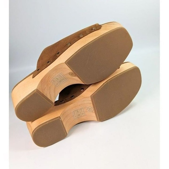 Dolce Vita Women's Dorado Open Toe Clogs Suede Leather Wood Heels Gold Hardware - Picture 12 of 14